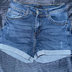 Chic Denim Blue Jean Shorts